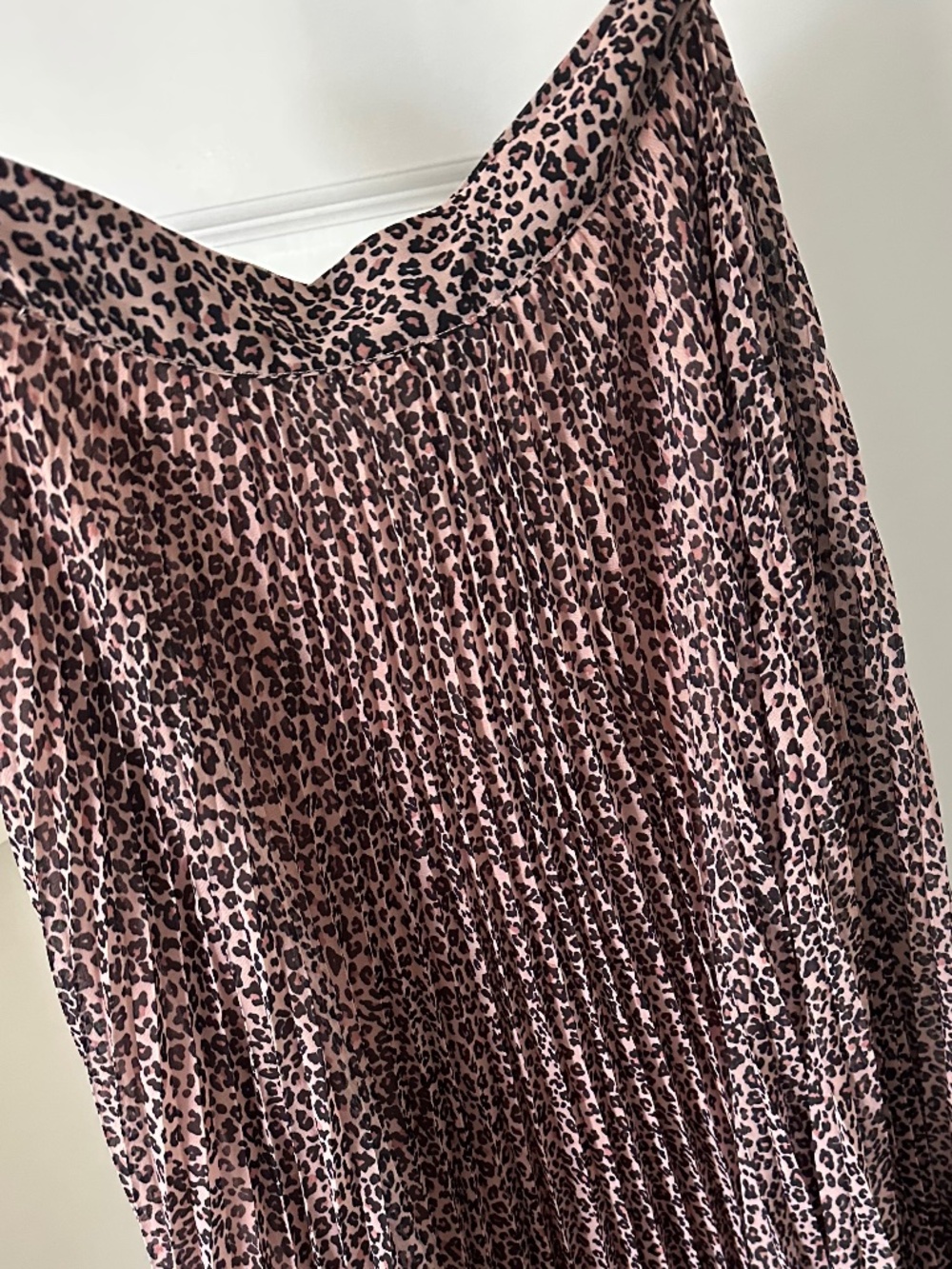 FARM RIO Pleated Leopard flowy Skirt.maxi Like new - Picture 5 of 6